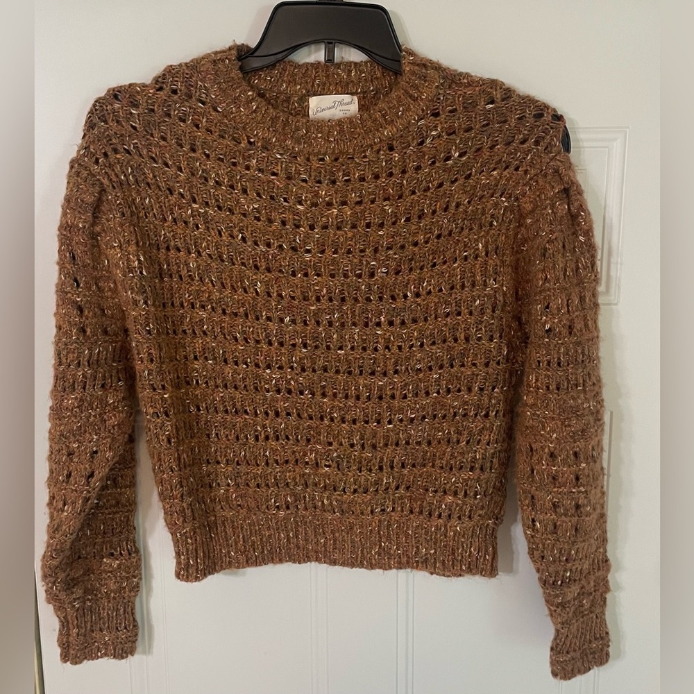 Women's Universal Threads. Chunky Loose Knit Brown Crop Sweater Small Oversized